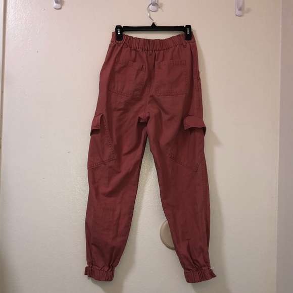 Forever 21 Cargo Pants - Picture 2 of 3